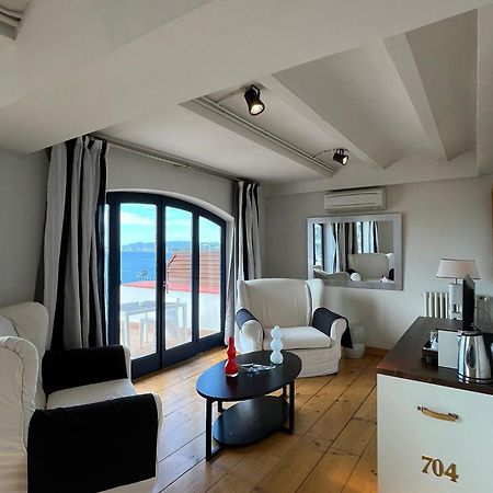 Hotel Trias Паламос Екстериор снимка