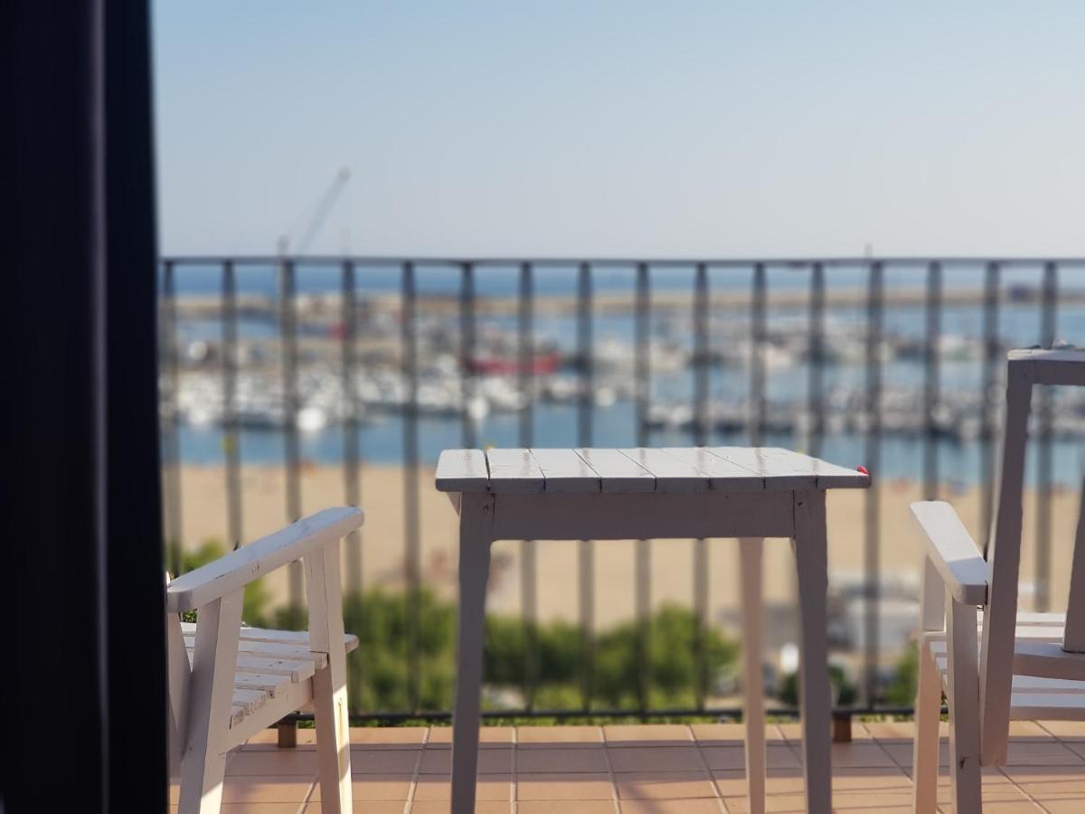 Hotel Trias Паламос Екстериор снимка