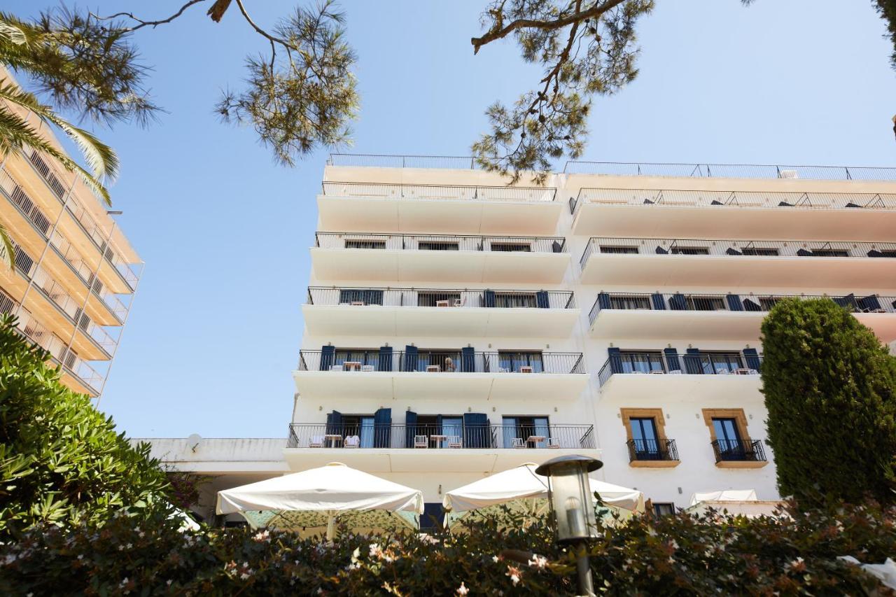Hotel Trias Паламос Екстериор снимка