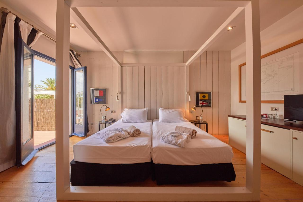 Hotel Trias Паламос Екстериор снимка